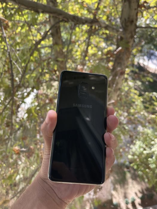 Samsung A8 (2018)