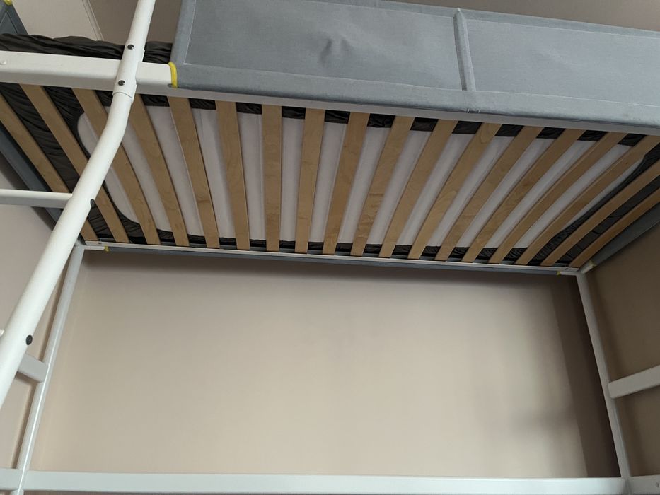 Pat supraetejat ikea