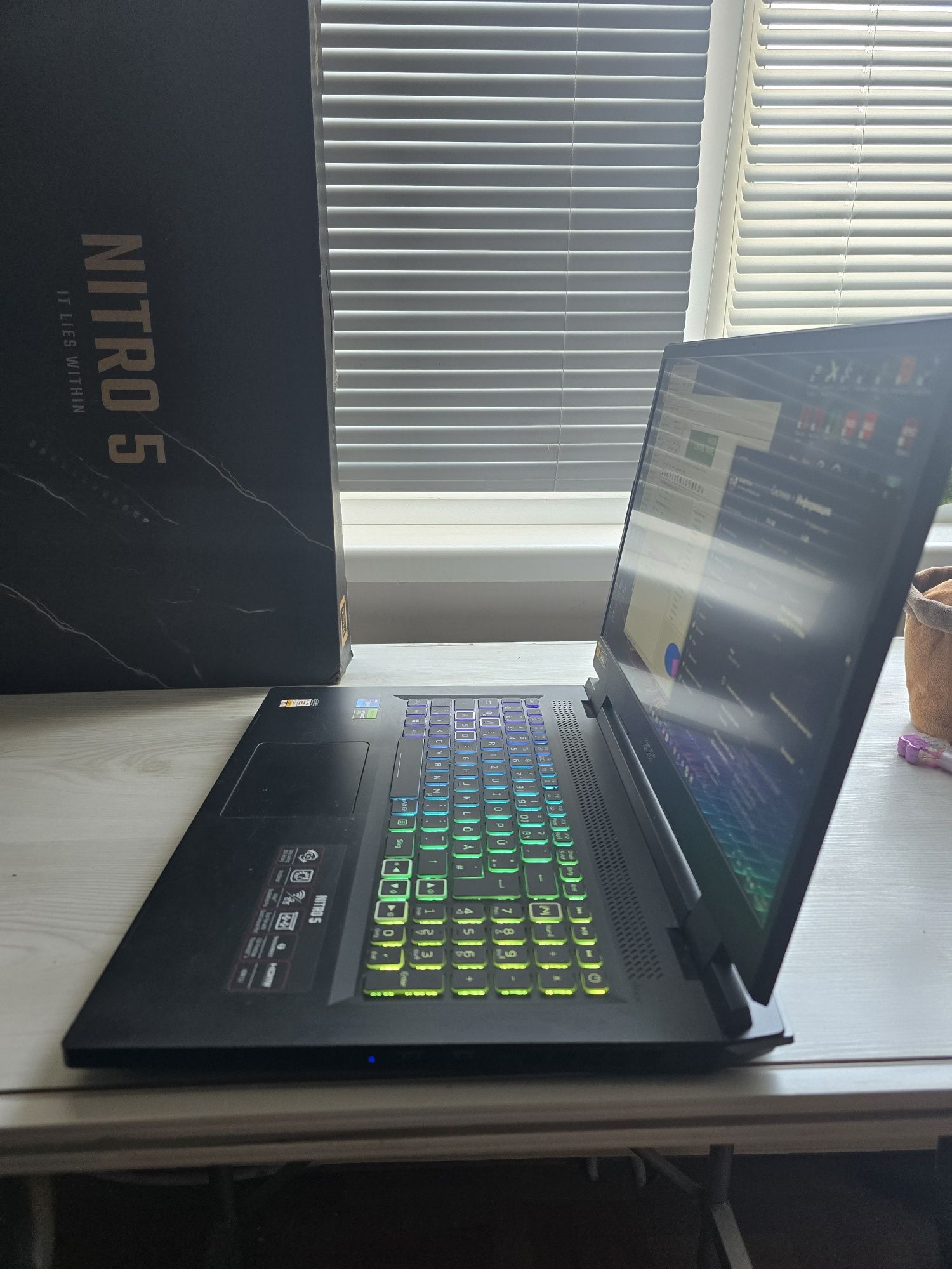 Гейминг лаптоп Acer Nitro 5, 17"