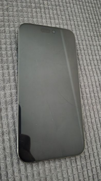 Продавам Iphone 15 Pro Max 256GB