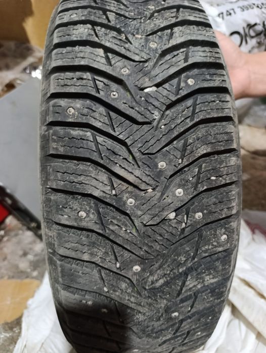 Продам шины корейские почти новые r 15 185/65