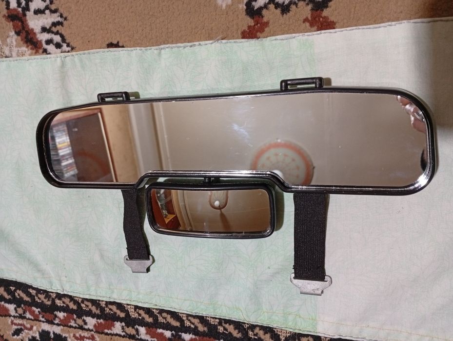 Зеркало заднего вида