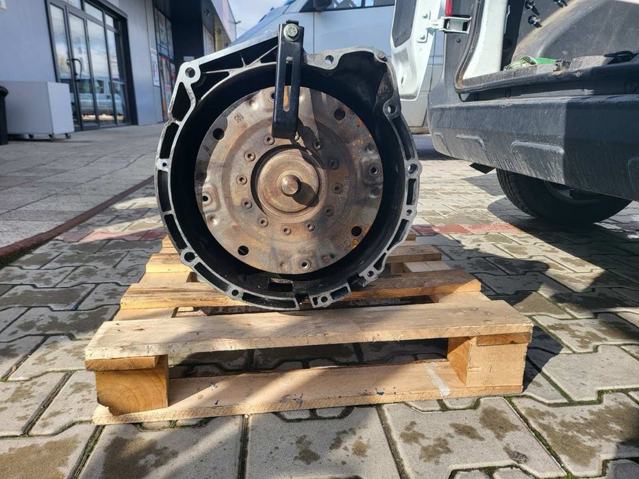 Продавам zf6hp28x