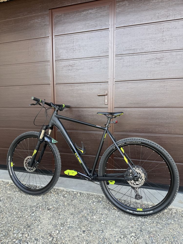 Vând bicicletă MTB Cube Reaction Pro