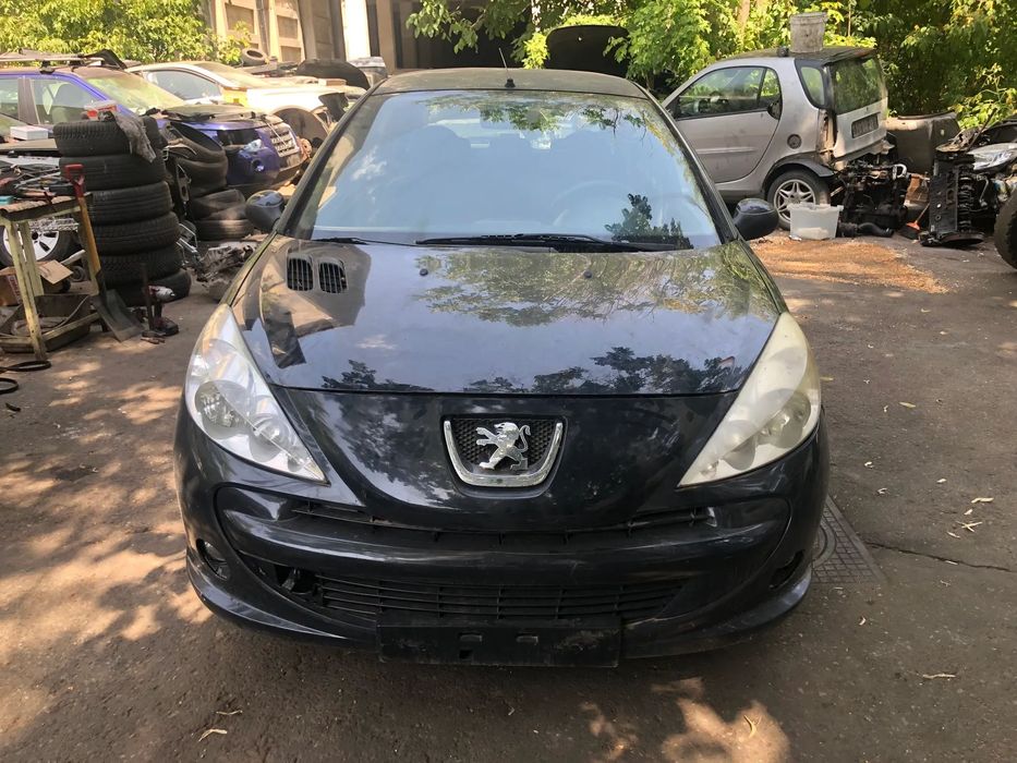 Dezmembrez Peugeot 206+ plus negru 2010 4usi