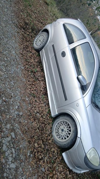 Vand opel corsa c bb1 2002
An 2002
