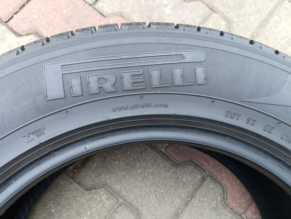Două anvelope all season 215 65 17 Pirelli dot 2022