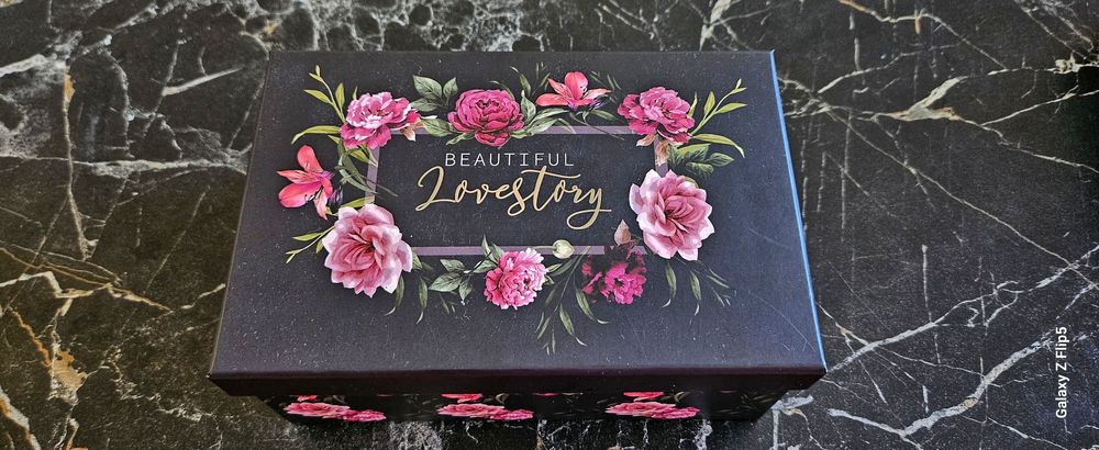 3D принтирани рози в подаръчна кутия – неувяхващи цветя