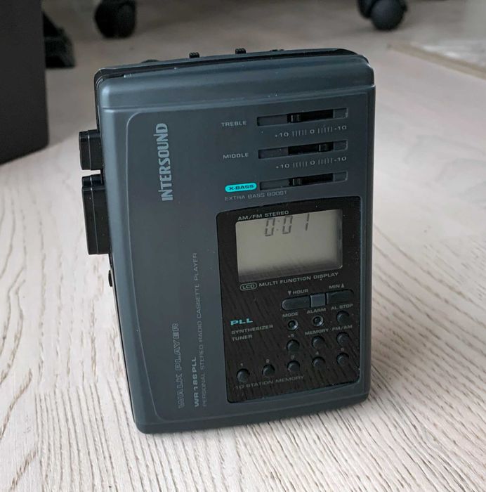 Intersound WR-186 PLL Walkman vintage cu tuner digital nou, fără căști