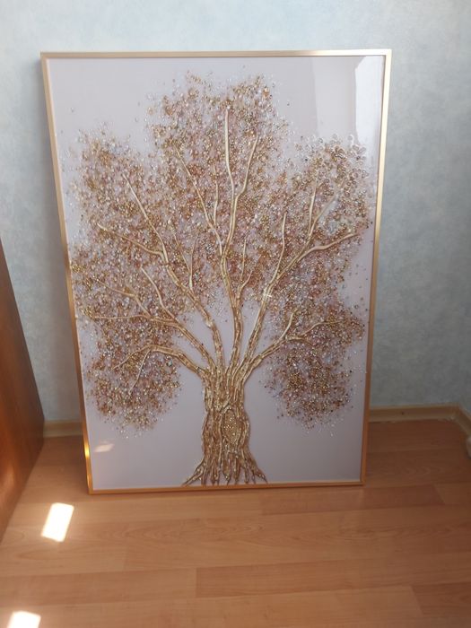 Продам картину новую