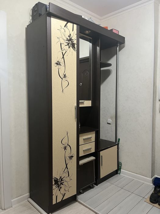 Продам мебель для прихожей