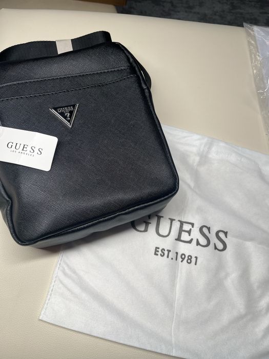Мъжка чанта GUESS