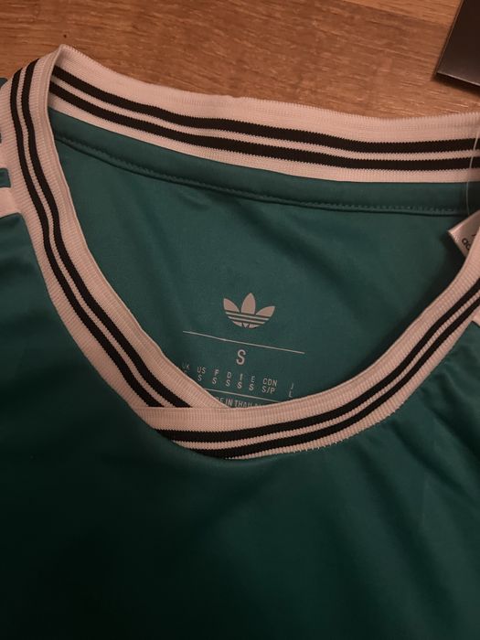 Tricou Isak liverpool