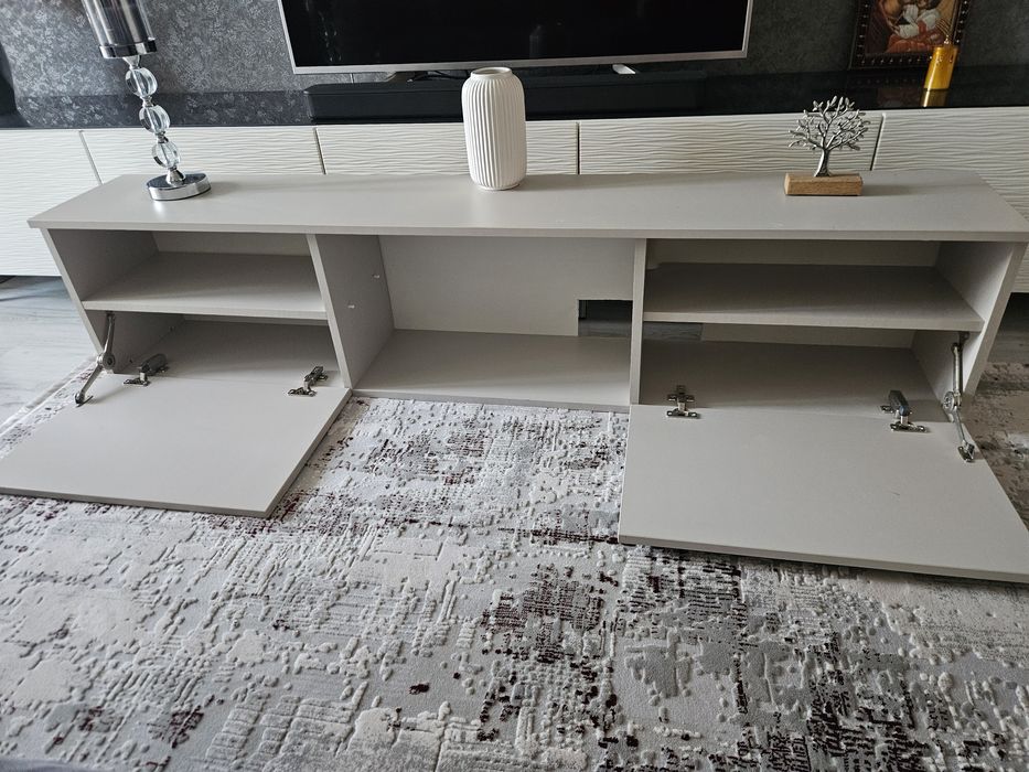 Comoda TV gri 180×40×30