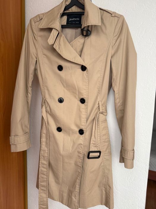 Продам подростковый натуральный, фирменный пуховик