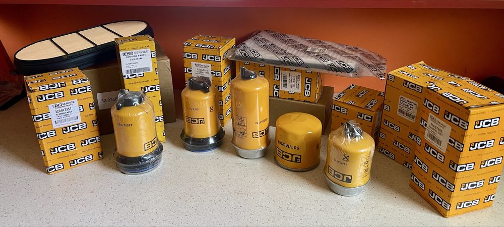 Filtre Originale pentru Utilaje JCB / Revizie Completa + Ulei