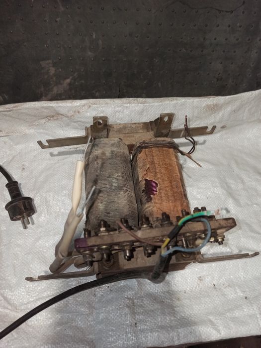 Трансформатор для зарядки