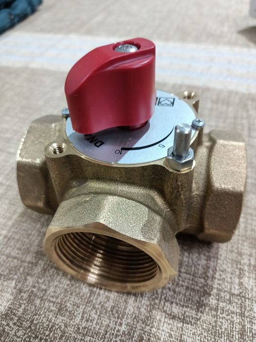 Vană cu servomotor herz 3 căi