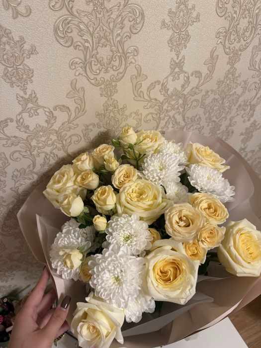 продается цветы свежие