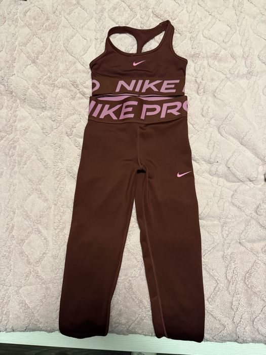 Екип NIKE оригинален 10 години