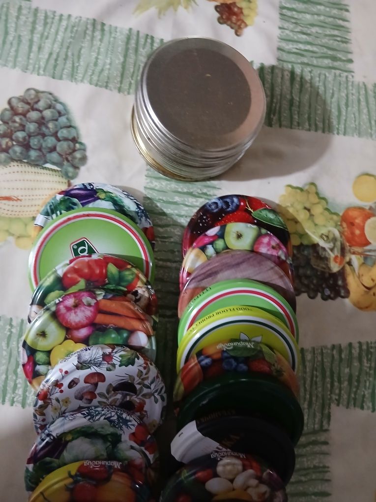 Крышки закручивающиеся