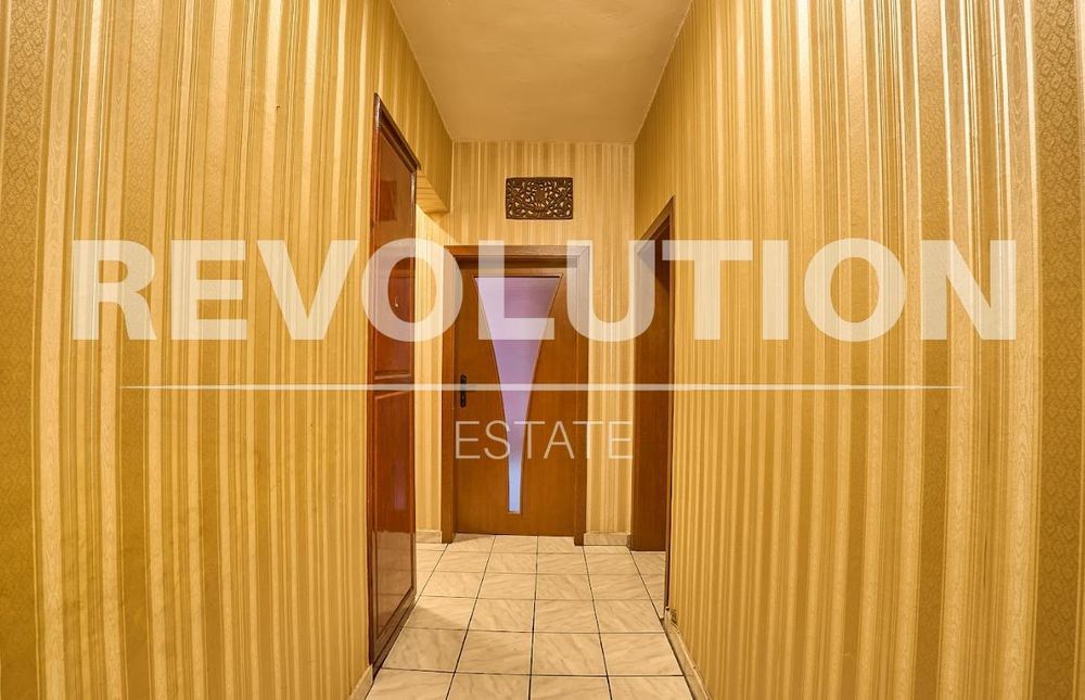 Тристаен апартамент в района на кв. Кършияка