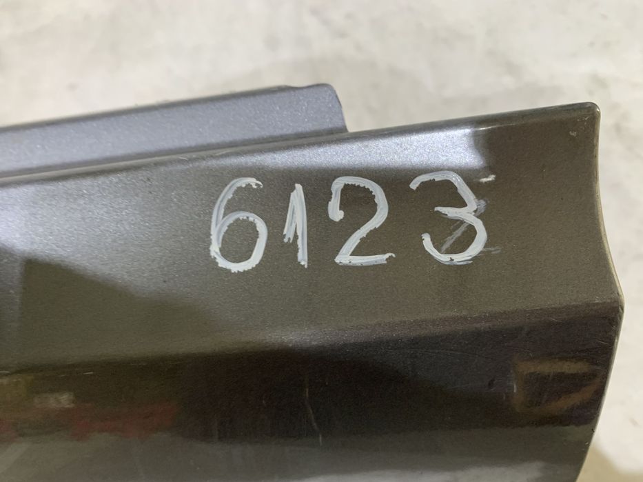 Prag stanga Mercedes B-Class W246, A-Class W176, CLA W117, 2012, 2013, 2014, 2015, 2016, 2017, 2018, cod origine OE A2466901340.