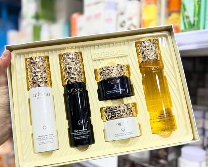 Уходовые наборы за кожей лица, для лица, наборы для подарка, новый год