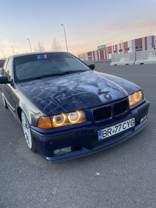 BMW E36 318i 2.3