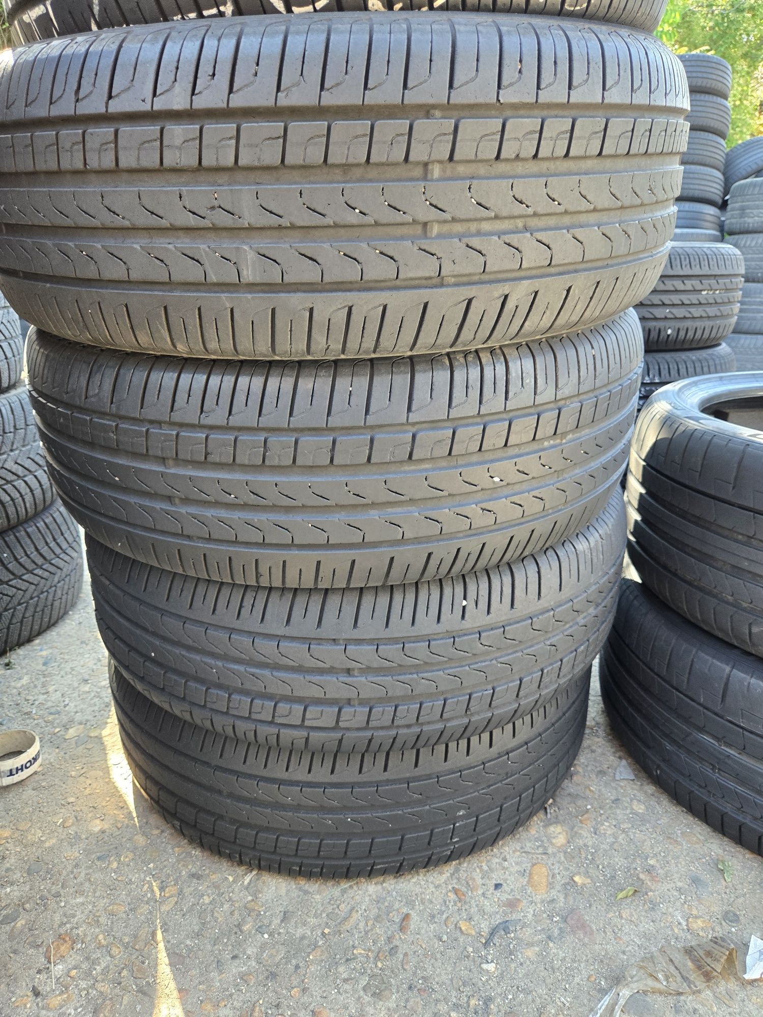 4бр. 235 55 19 Pirelli летни.
