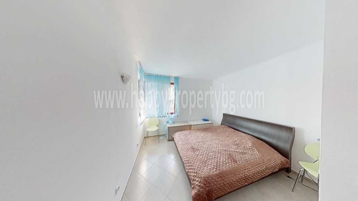 Продава се Тристаен апартамент в с. Кошарица, Област Бургас - 102 кв.м за 912 €/кв.м - Снимка #6