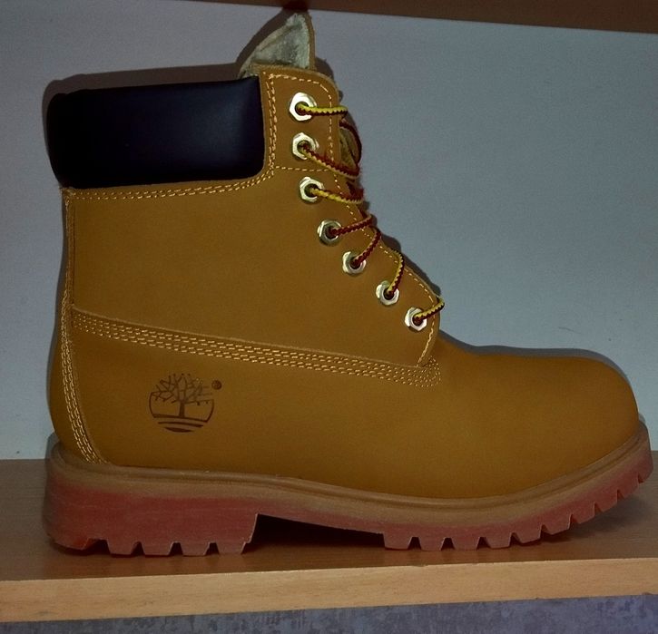 Зимние тимберы / ботинки. Состояние отличное!

Продаю зимние тимберы