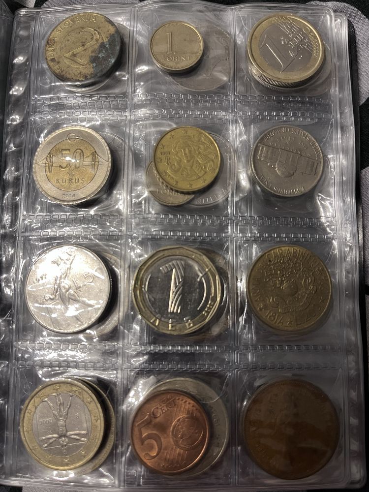 Vand clasor cu monede si bancnote