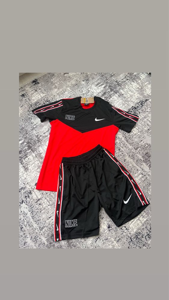 NIKE летен екип размер S multi-swoosh luda