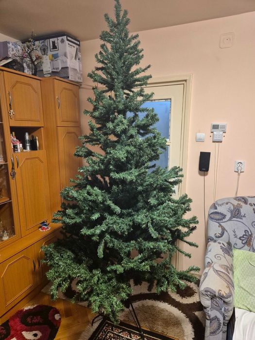 Brad artificial de Craciun 2.5m