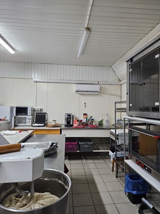 Placintarie/spatiu comercial