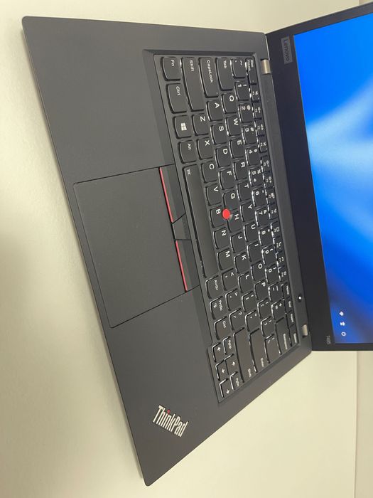 Lenovo ThinkPad T495 • 16GB RAM • 1TB SSD • Tastatura iluminata