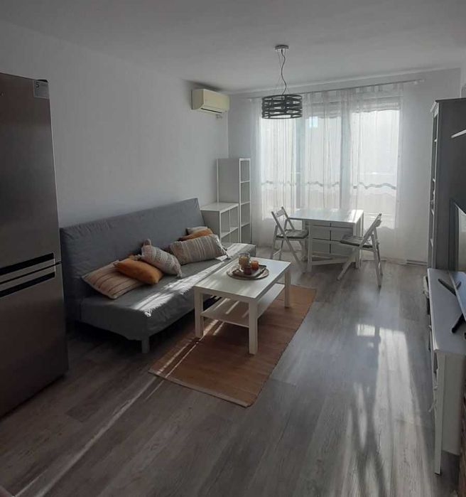 Под Наем 2-стаен с Паркомясто