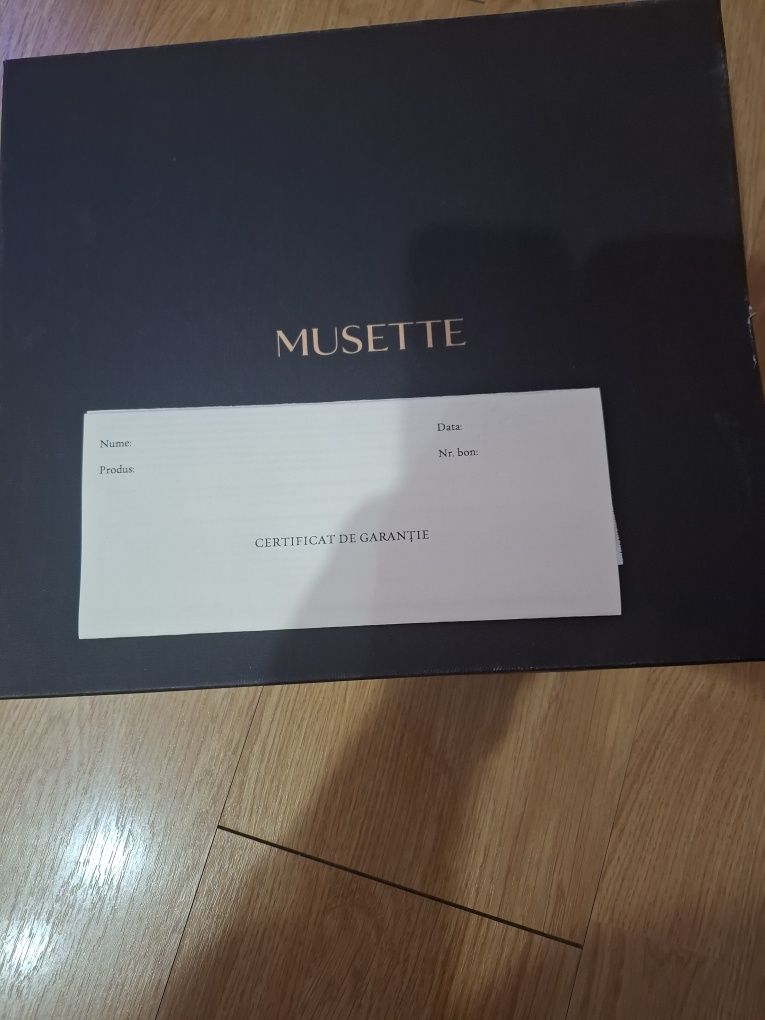 Vand ghete dama MUSETTE