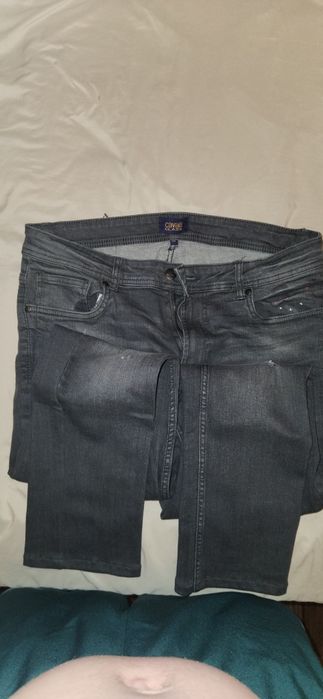 Blugi Cavali marime 34