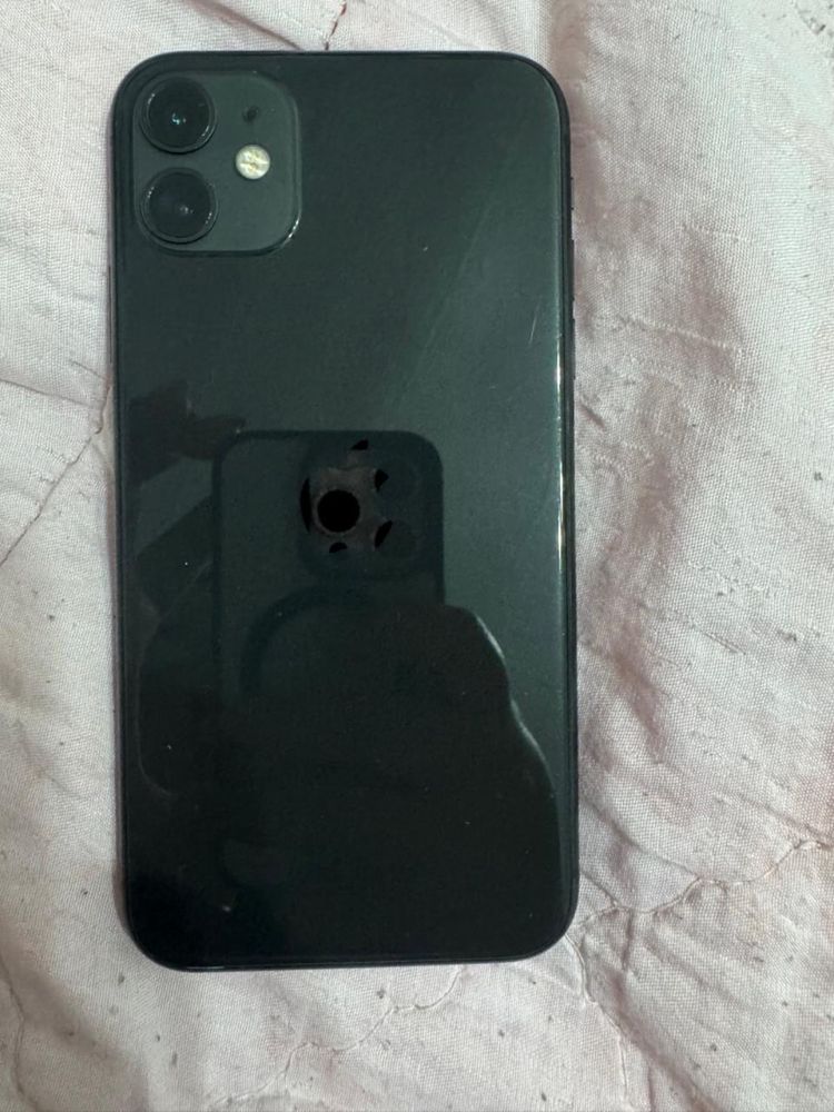 iPhone  85% аккумулятор не менял