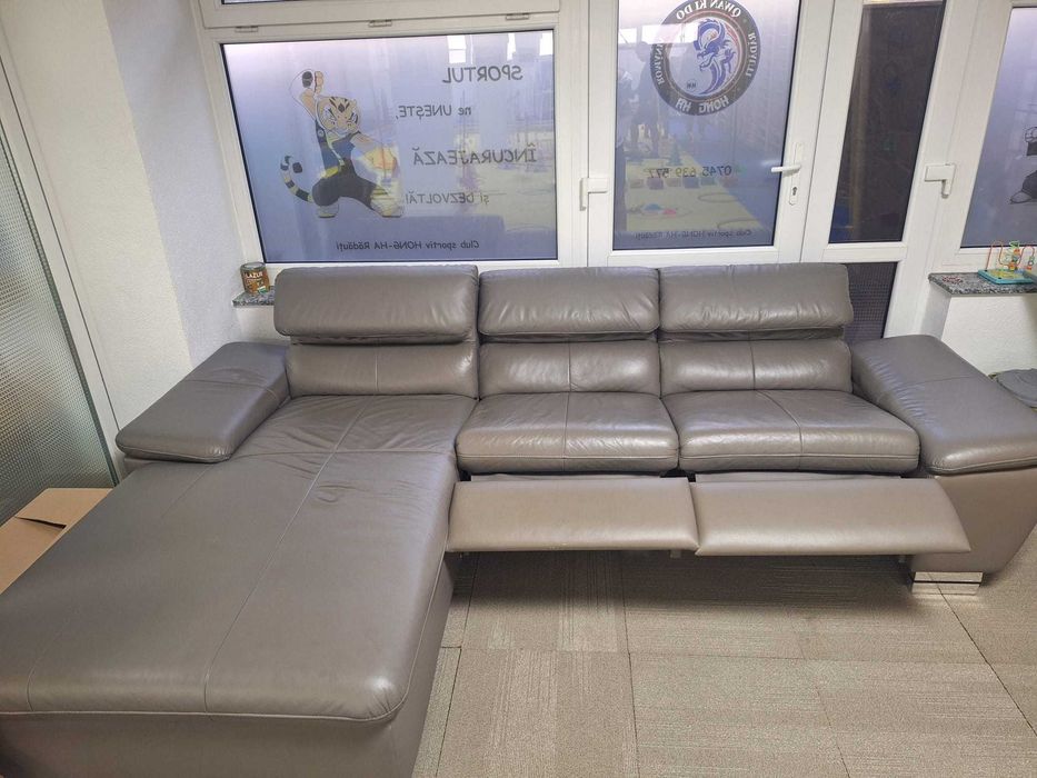 Titlu: Colțar extensibil din piele – 290x170 cm – Stare foarte bună