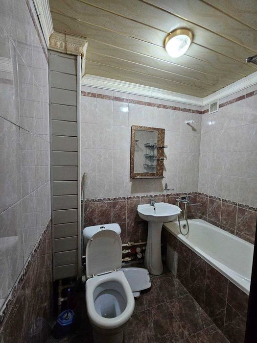 Продаётся с мебелью 2х комнатная квартира на 1-этаже Адр:Мархабо Нихол