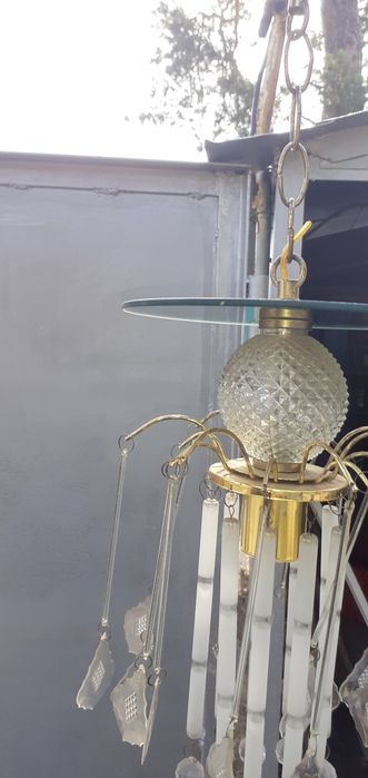 Продам люстру однорожковую и пятирожковую