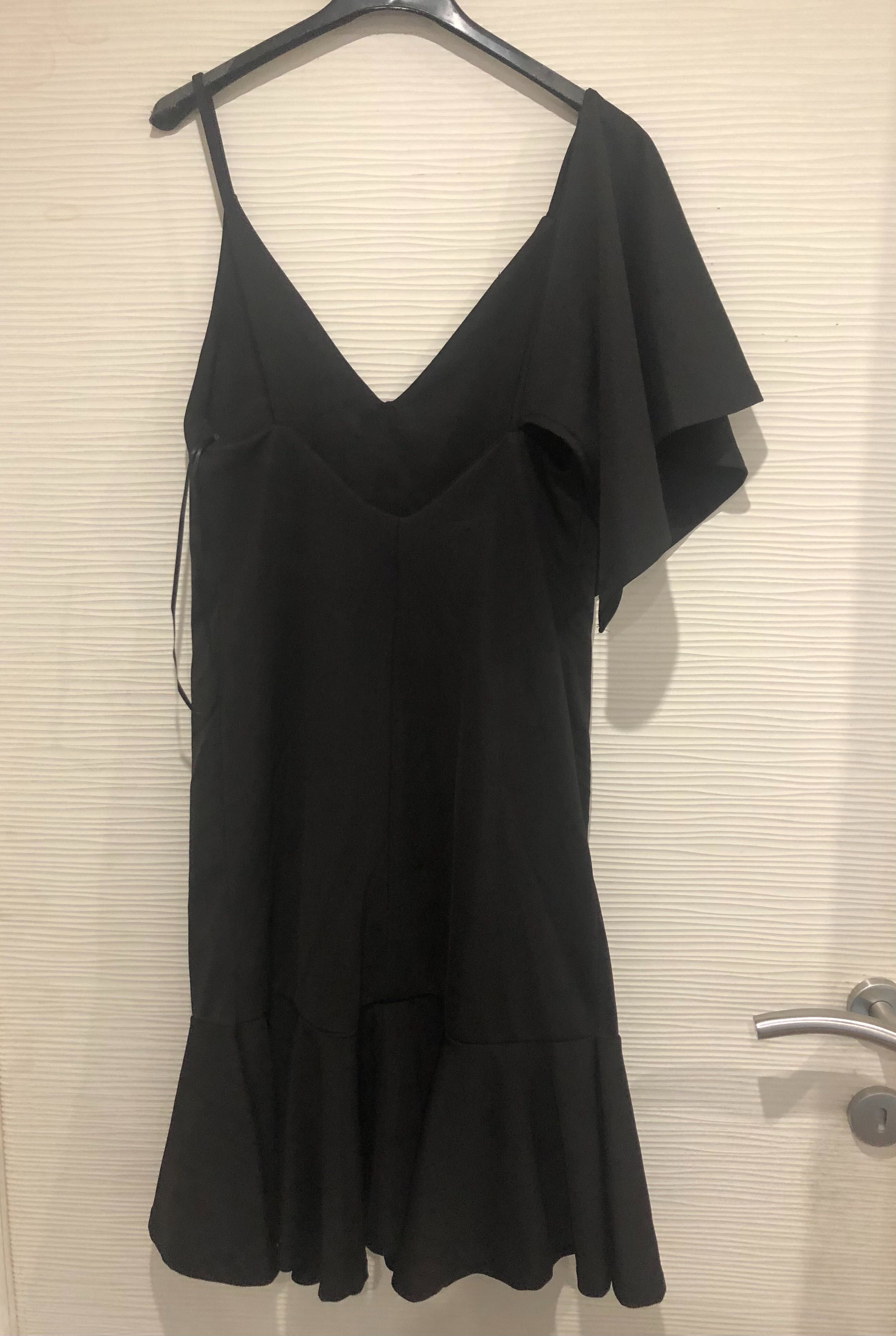 Уникална  НОВА рокля Zara