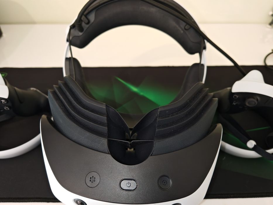 Sony PlayStation VR2  в гаранция Шлем в идеално състояние