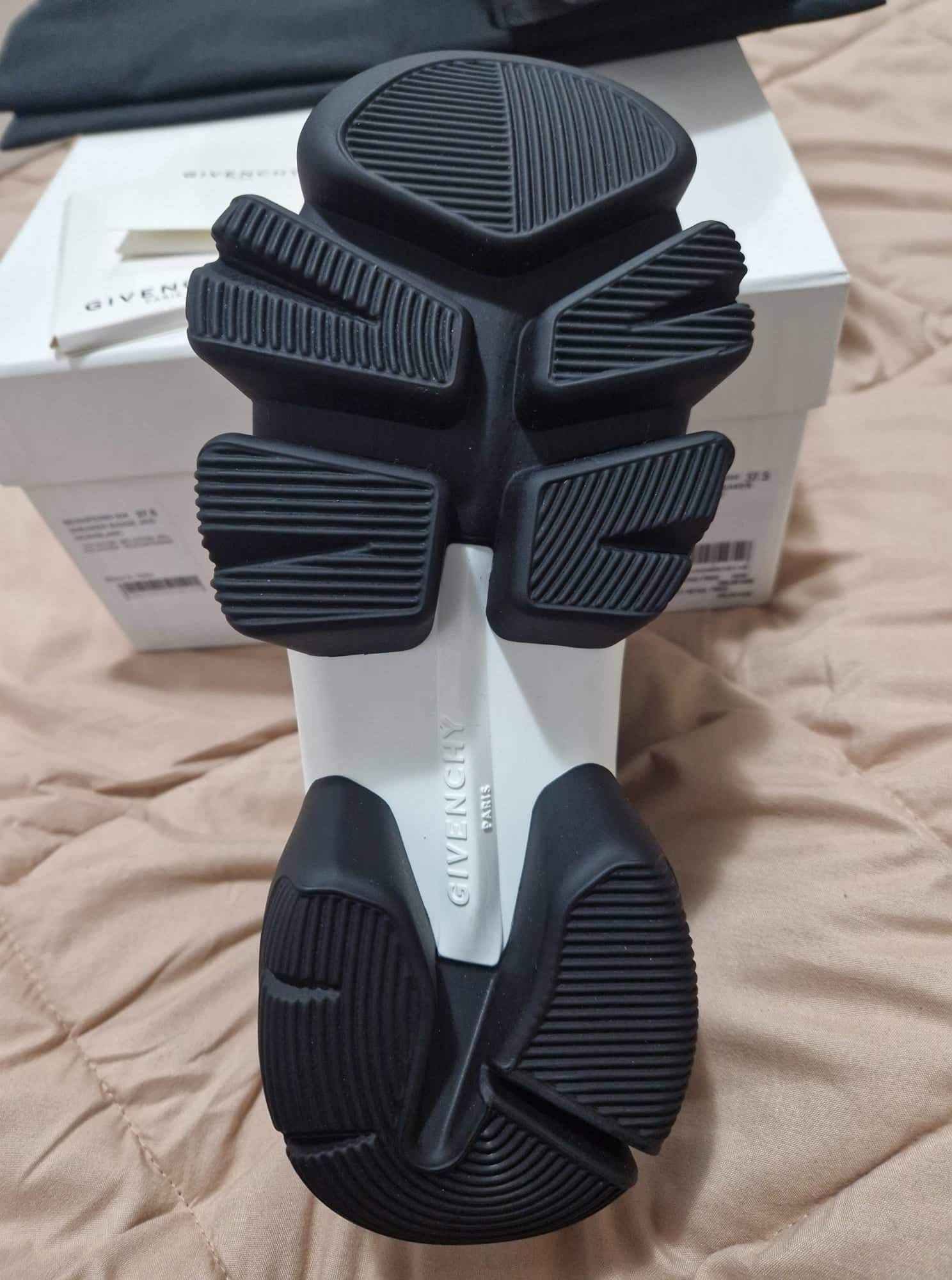 Sneakers Givenchy Originali 37,5 si 38,5