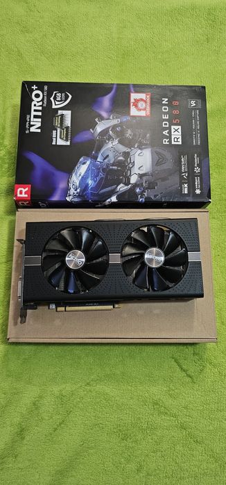 2 placi video Radeon RX580 8GB