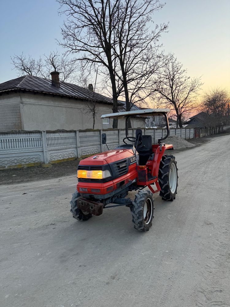 Tractor japonez Kubota GL 201| 4x4| stare foarte buna