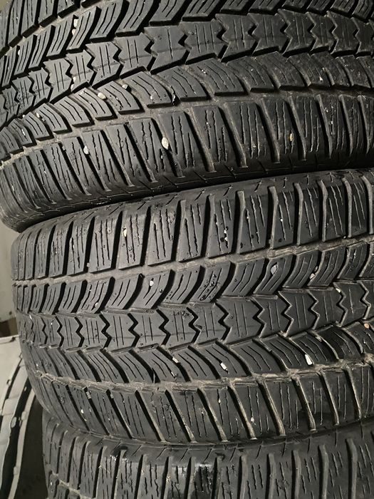 Гуми 225/40/18 SAVA Eskimo hp2